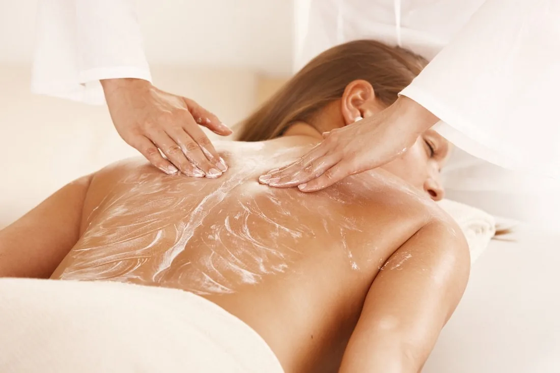 stretch marks cream sebagai lotion pijat