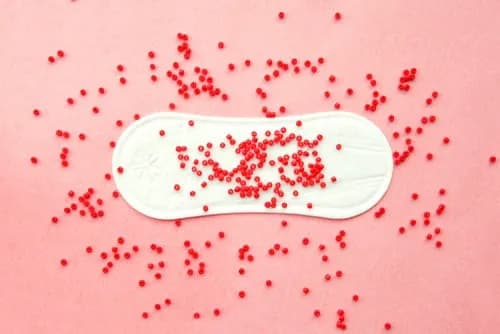 Ciri Pendarahan Implantasi & Perbedaannya dengan Darah Haid