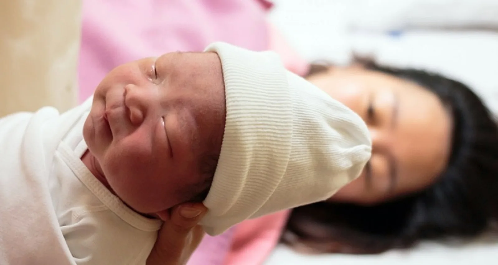 kelebihan bayi sungsang. kelebihan bayi lahir sungsang