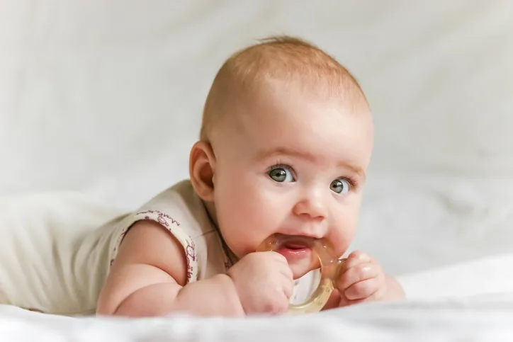 Apa itu Tummy Time? Ini 5 Manfaat Tummy Time Pada Bayi