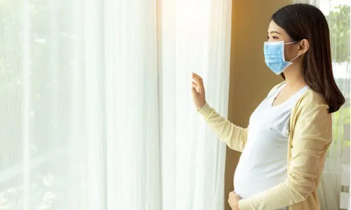 karena tidak boleh vaksin covid-19, ibu hamil sebaiknya tetap tinggal di rumah saja