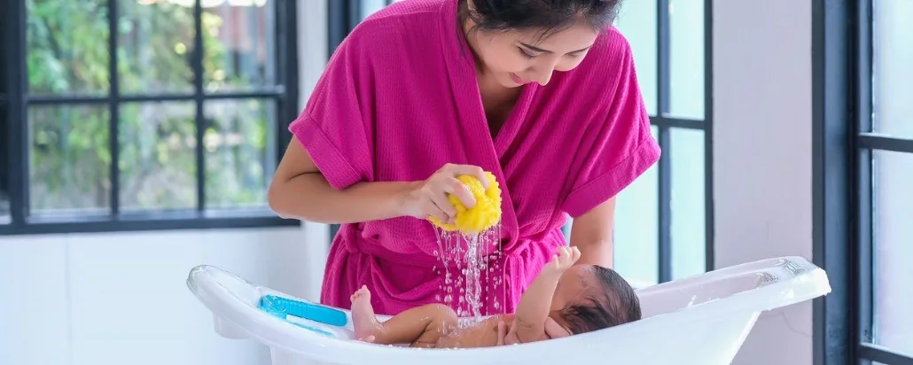 Tips Memilih Pelembab & Krim Wajah untuk Bayi dengan Kulit