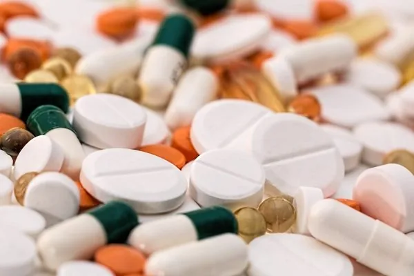 Kelebihan vitamin A pada ibu hamil bisa sebabkan preeklampsia.