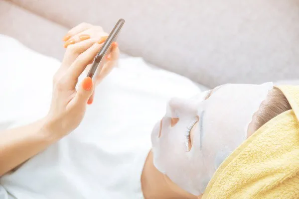 masker wajah alami untuk kulit kusam