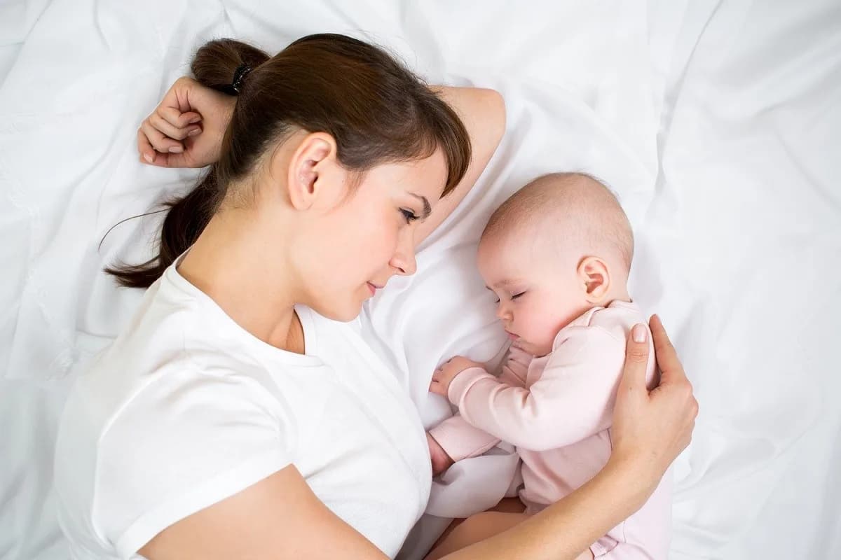 Kenapa Ibu Tidak Boleh Tidur Pagi Setelah Melahirkan?