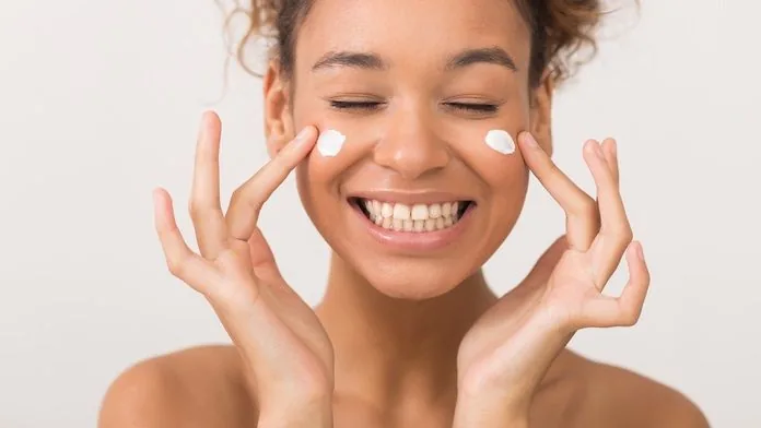 8 Alasan Mengapa Mineral Sunscreen Lebih Aman!