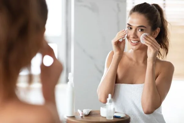 Urutan Penggunaan Skincare Harian yang Benar