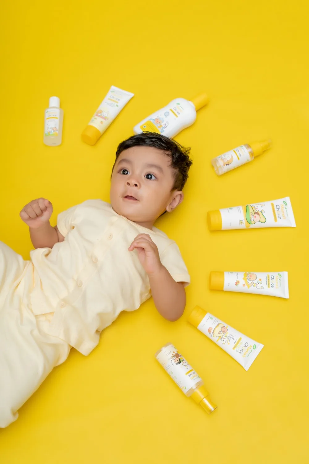 Rangkaian perawatan bayi di sekeliling si Kecil
