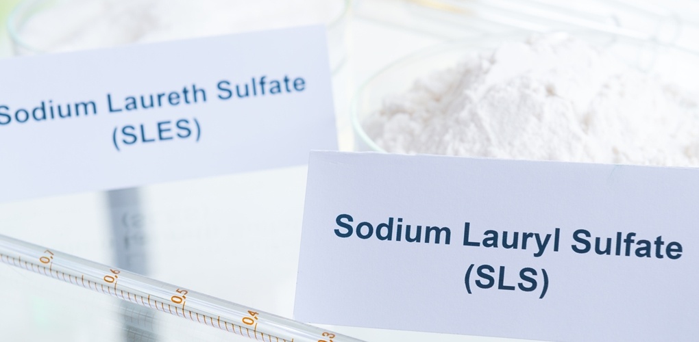 sodium lauryl sulfate adalah