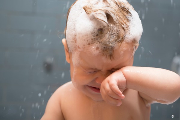 Sabun Bayi Cair yang Bagus Untuk Kulit Sensitif