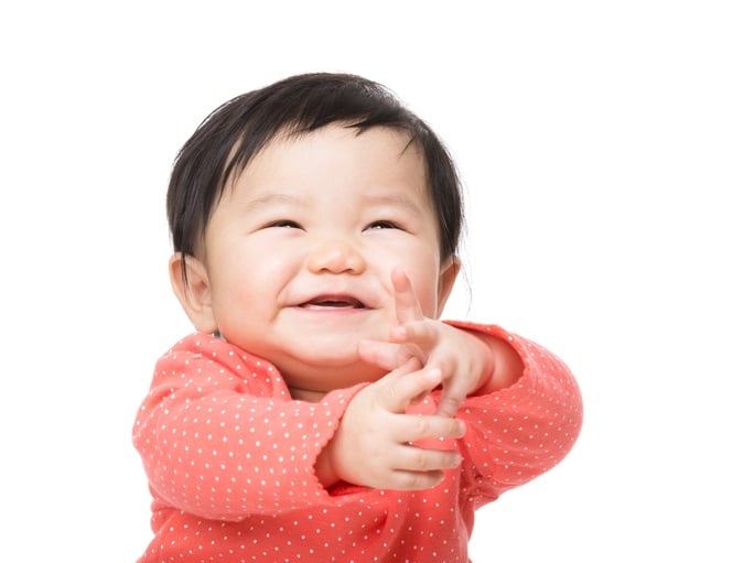 Umur Berapa dan Bagaimana Cara Mengajarkan Bayi Agar Bisa Bicara?