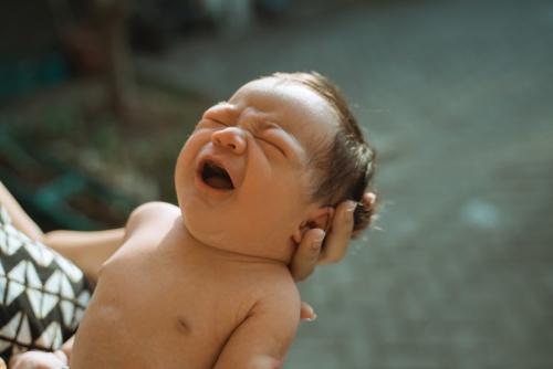 Manfaat Menjemur Bayi Baru Lahir