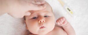 Jangan Panik, Ini Penyebab dan Cara Menurunkan Demam pada Bayi